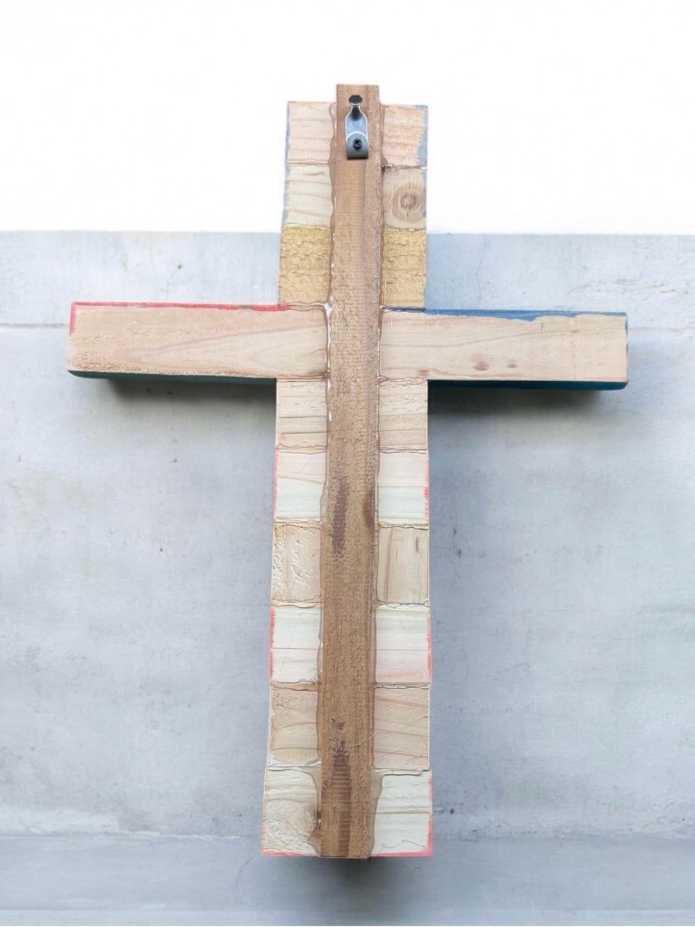 Patriotic Cedar Wooden Cross Handcrafted Wall Decor - Red, White & Blue NWOT/NIP - Picture 3 of 5